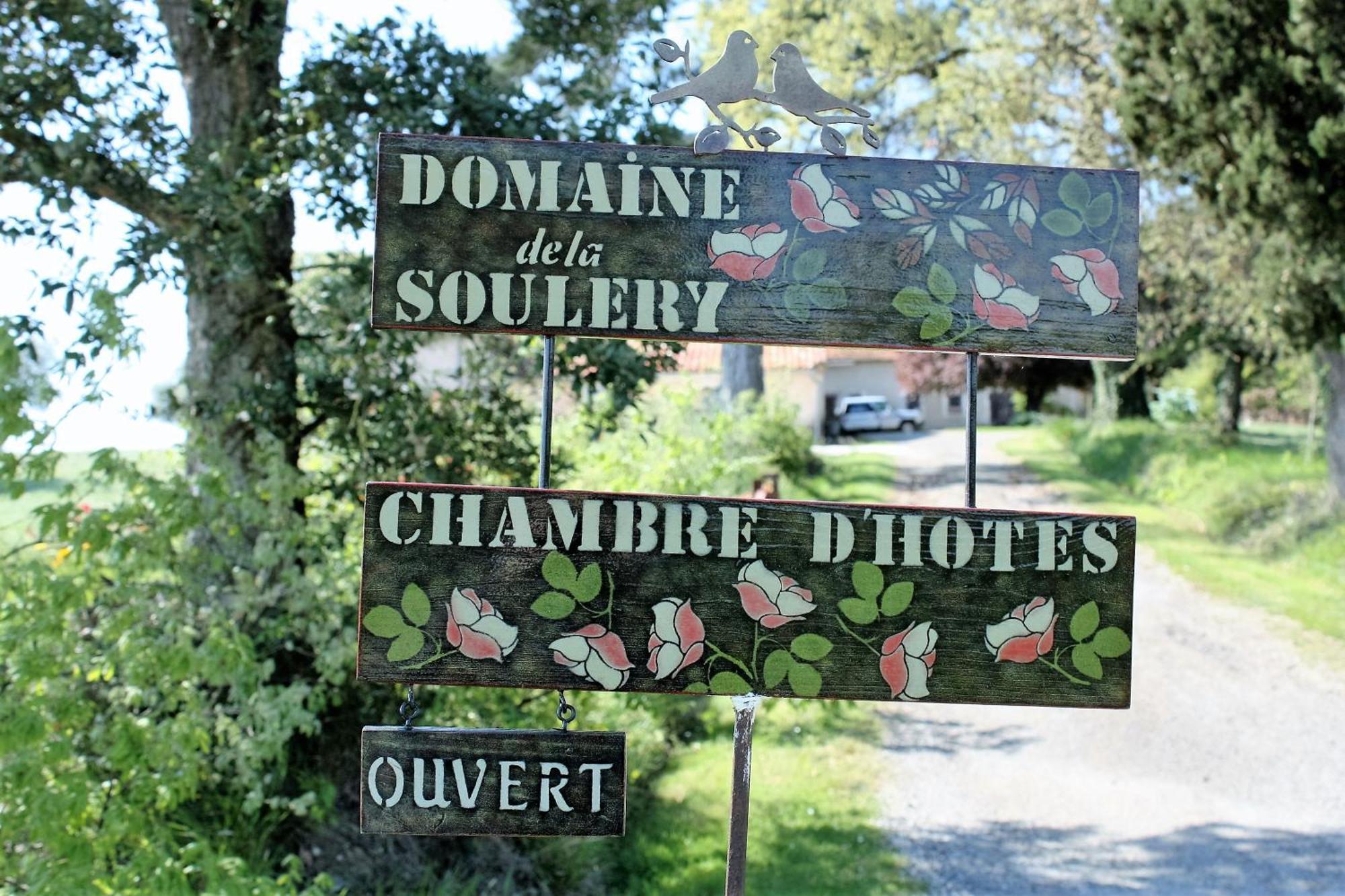 Domaine De Soulery Bed & Breakfast Beaupuy  Exterior photo